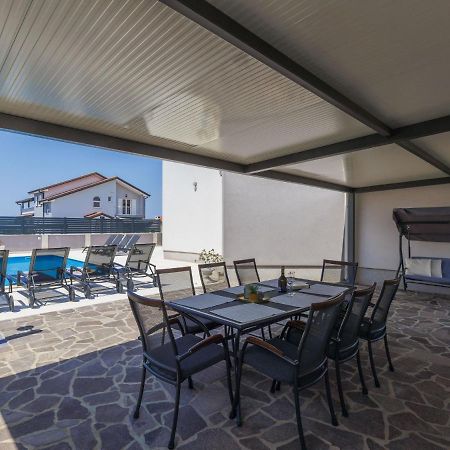Holiday Home Villa Gocci By Interhome Kmeti Dış mekan fotoğraf