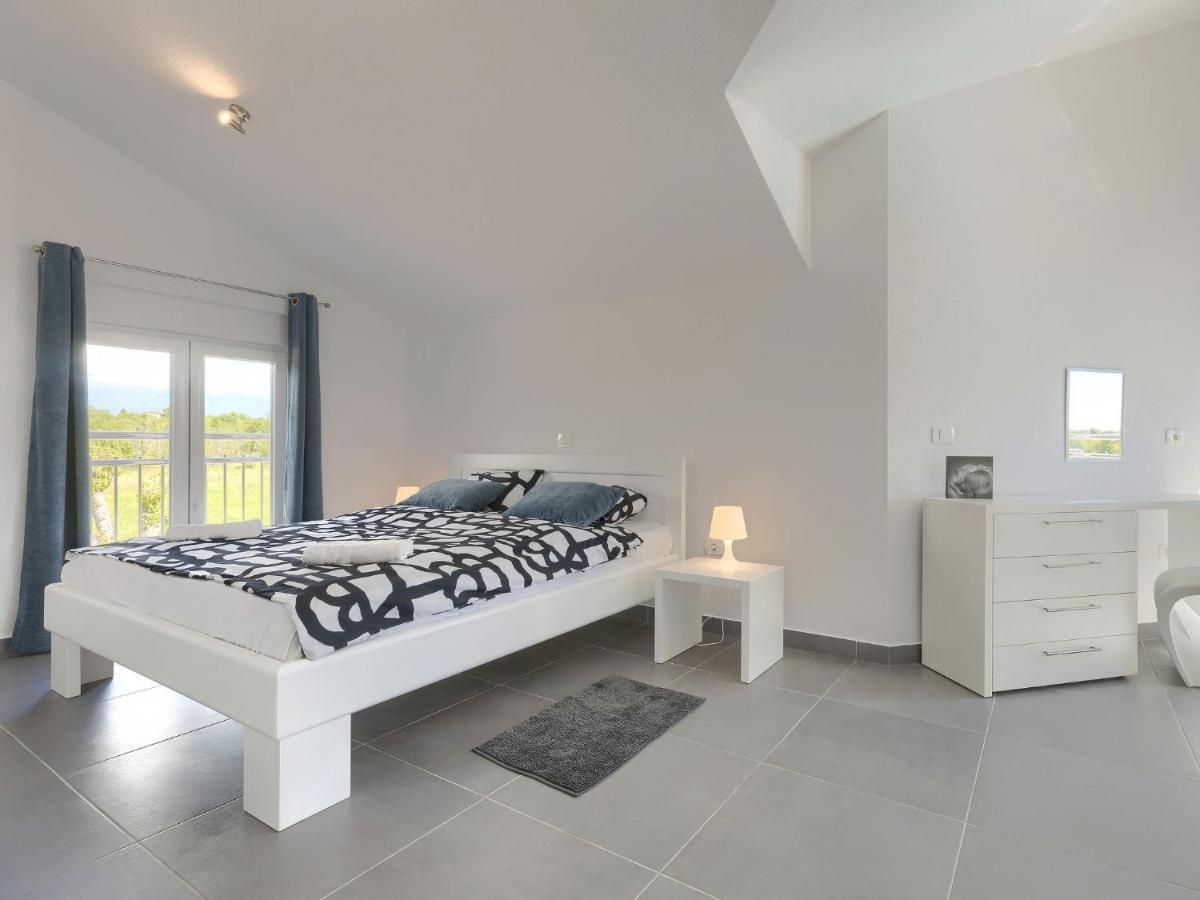 Holiday Home Villa Gocci By Interhome Kmeti Dış mekan fotoğraf